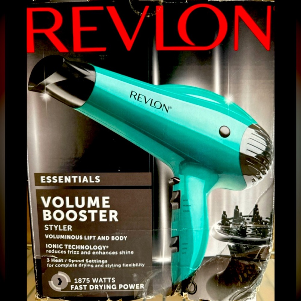 Revlon Essentials Volume Booster Styler in Teal